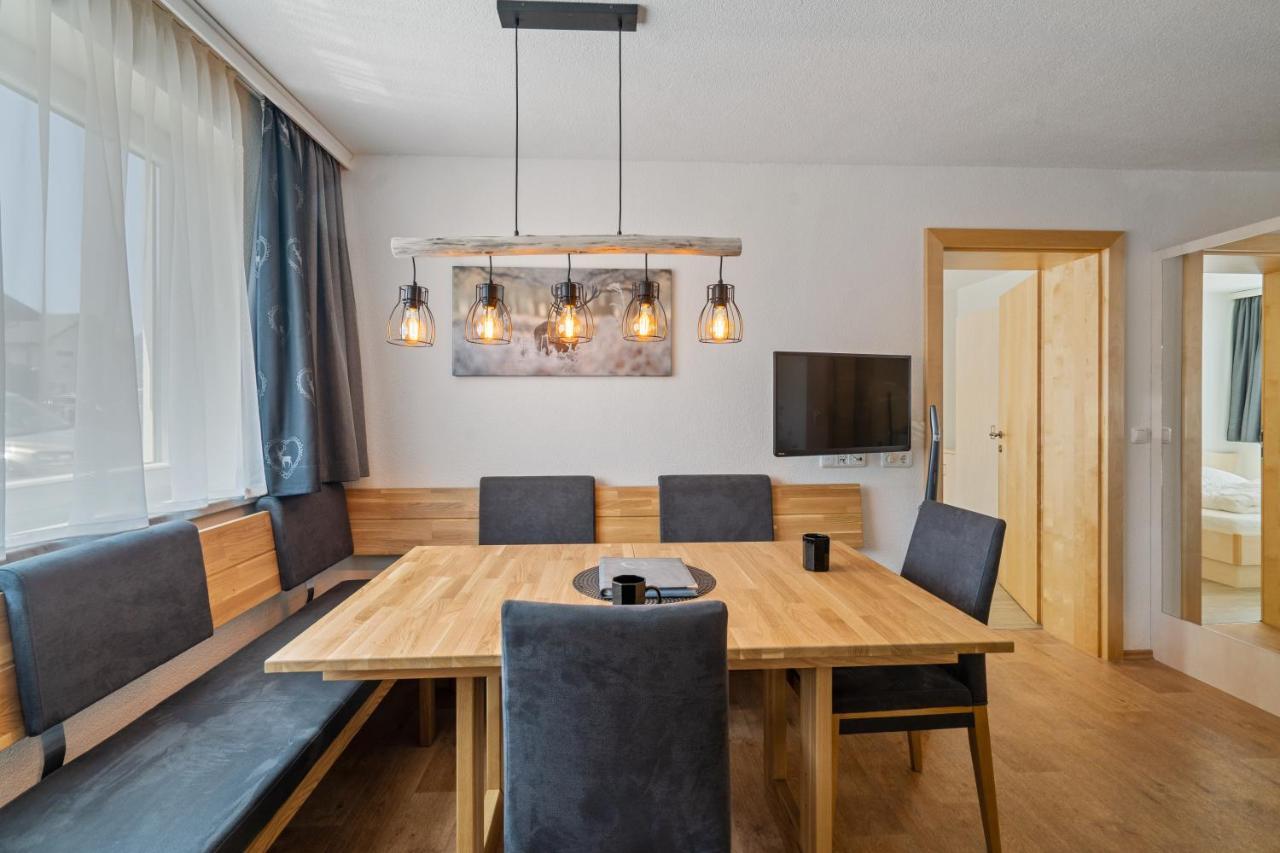 Apartmán Ferienhaus Aventurin Fiss Exteriér fotografie